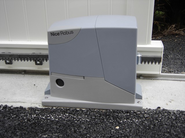 automatisme -a-vis--portail-alu-fabrication-installation-entretien-alproconcept